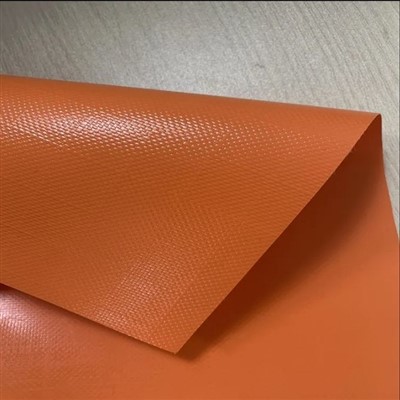 PVC防水シート素材の耐摩耗性はどのくらいですか？